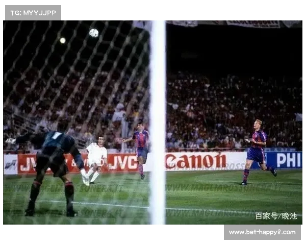 萨维切维奇欧冠经典吊射 小角度完美演绎足球魅力 萨维切维奇欧冠经典吊射 小角度完美演绎足球魅力